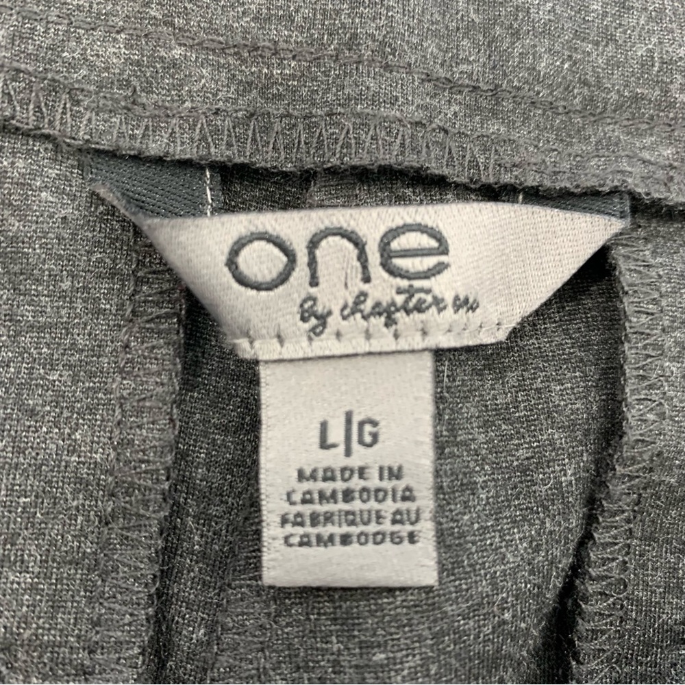 One by Chapter One Pants - Picture 4 of 8